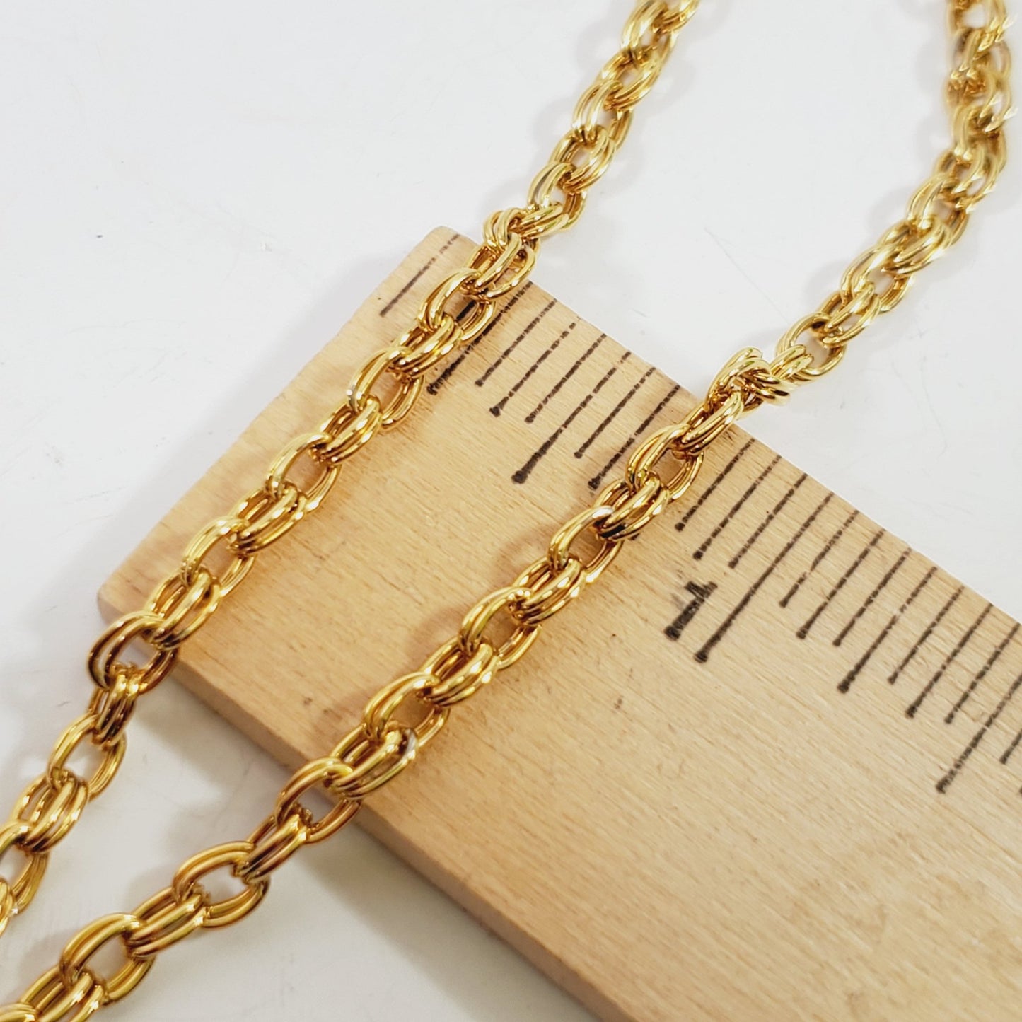 Vintage Goldtone Sweater Necklace Chain 32" - Unique Collectibles