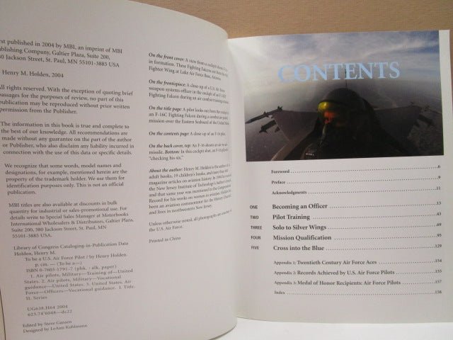 To Be a U.S Air Force Pilot Book 2004 by Henry Holden - Unique Collectibles