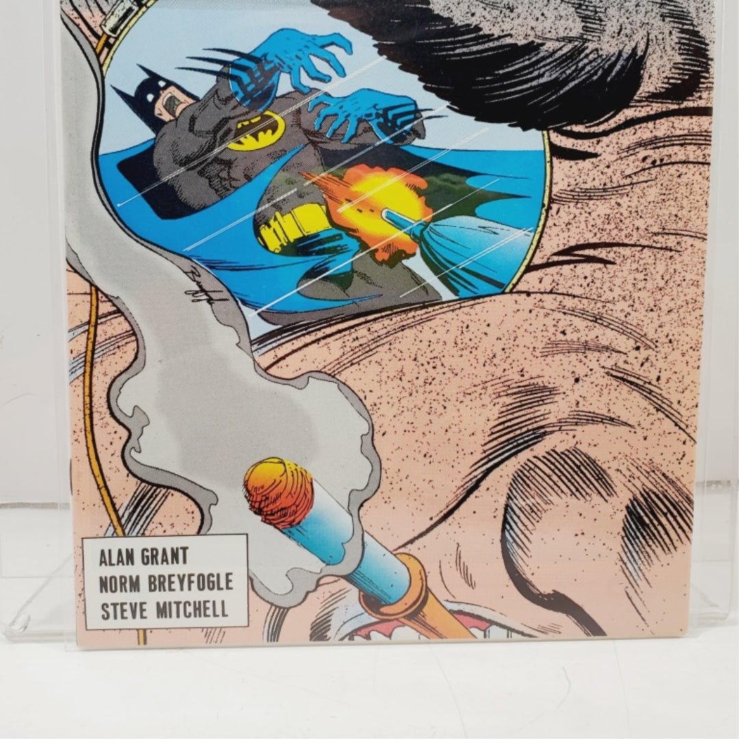 611 Detective Comics - Unique Collectibles