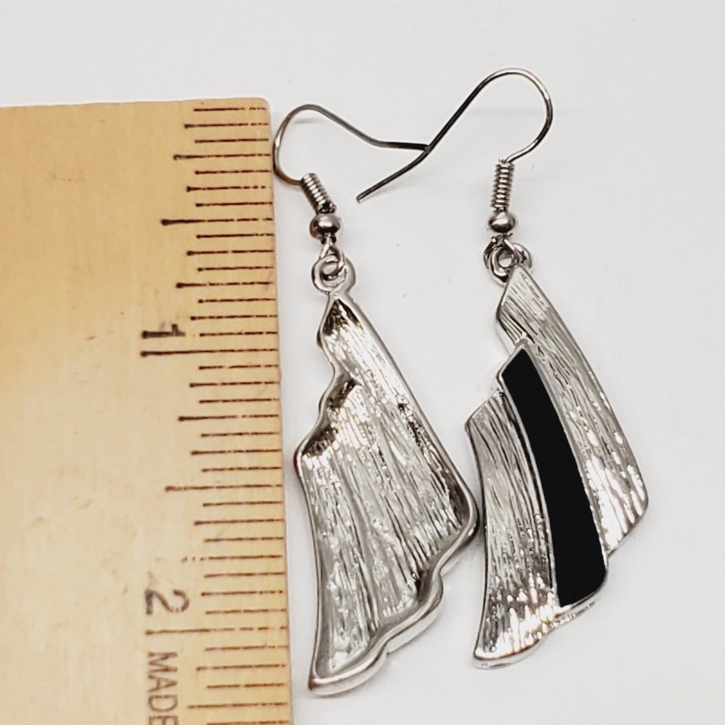 Vintage Dangly Pierced Earrings - Unique Collectibles