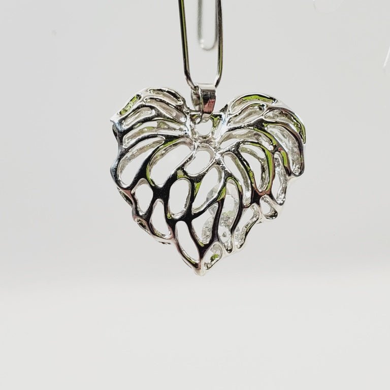 Silver Tone Filigree Heart Shaped Pendant - Unique Collectibles