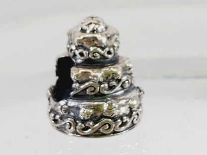 Vintage Bead for Your Add - A - Bead Bracelet - Unique Collectibles