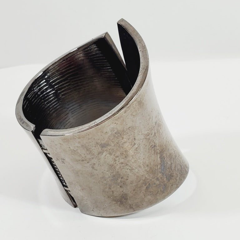 Hinged Metal Bracelet - Unique Collectibles