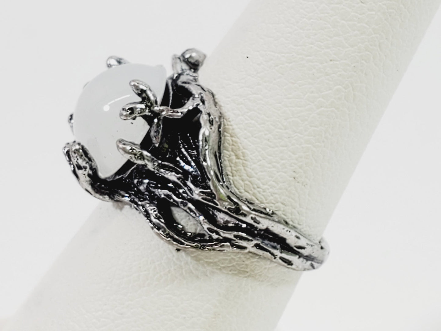 Figural Ring Size 6.5 Moonstone - Unique Collectibles
