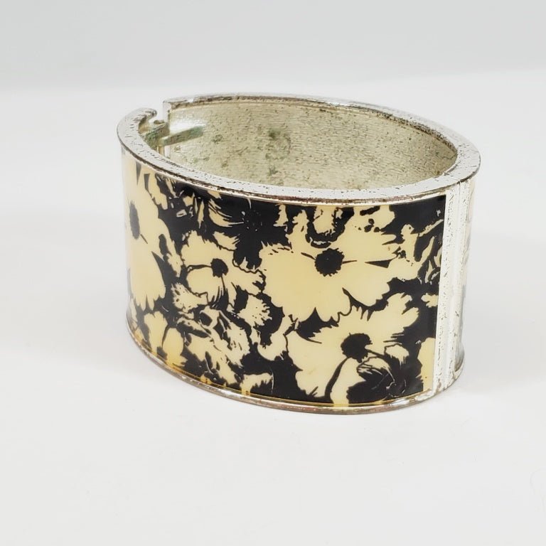 Classic Vintage Hinged Bracelet - Unique Collectibles
