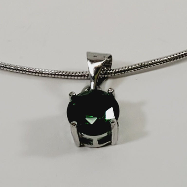 Green Crystal Pendant 20" Necklace - Unique Collectibles
