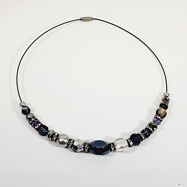Beaded Necklace - Unique Collectibles