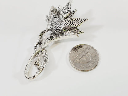 Faux Pearl Flower Brooch - Unique Collectibles