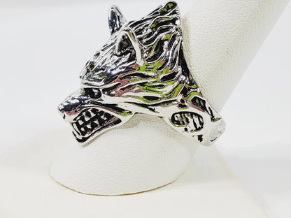 Large Wolf Head 3D Ring Size 9.5 - Unique Collectibles