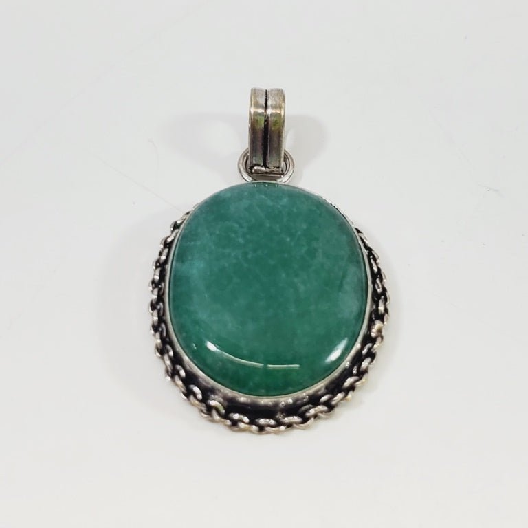 Green Chalcedony Pendant - Unique Collectibles