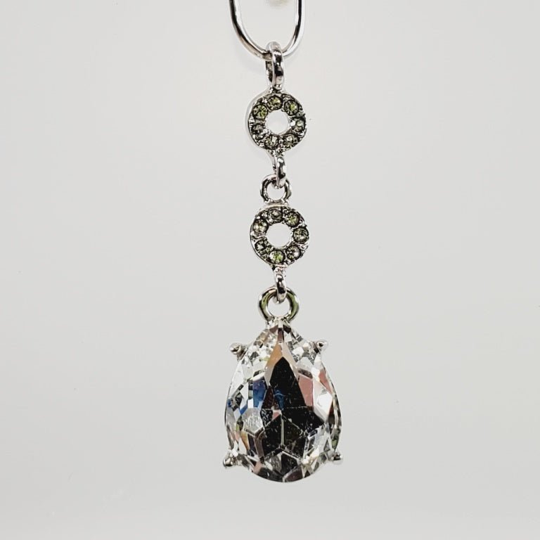 Vintage Tear - drop Shaped Pendant - Unique Collectibles