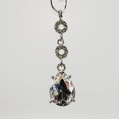 Vintage Tear - drop Shaped Pendant - Unique Collectibles