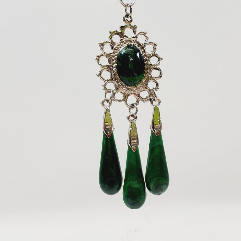Vintage Green Pendant - Unique Collectibles