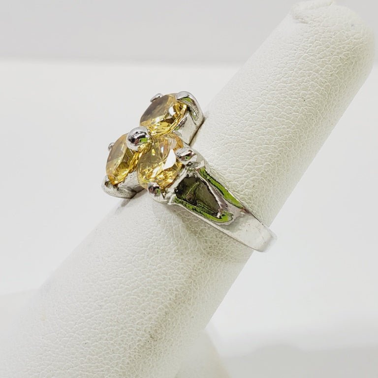 Crystal Ring Size 5.5 - Unique Collectibles