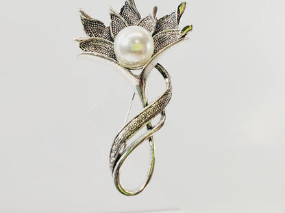 Faux Pearl Flower Brooch - Unique Collectibles