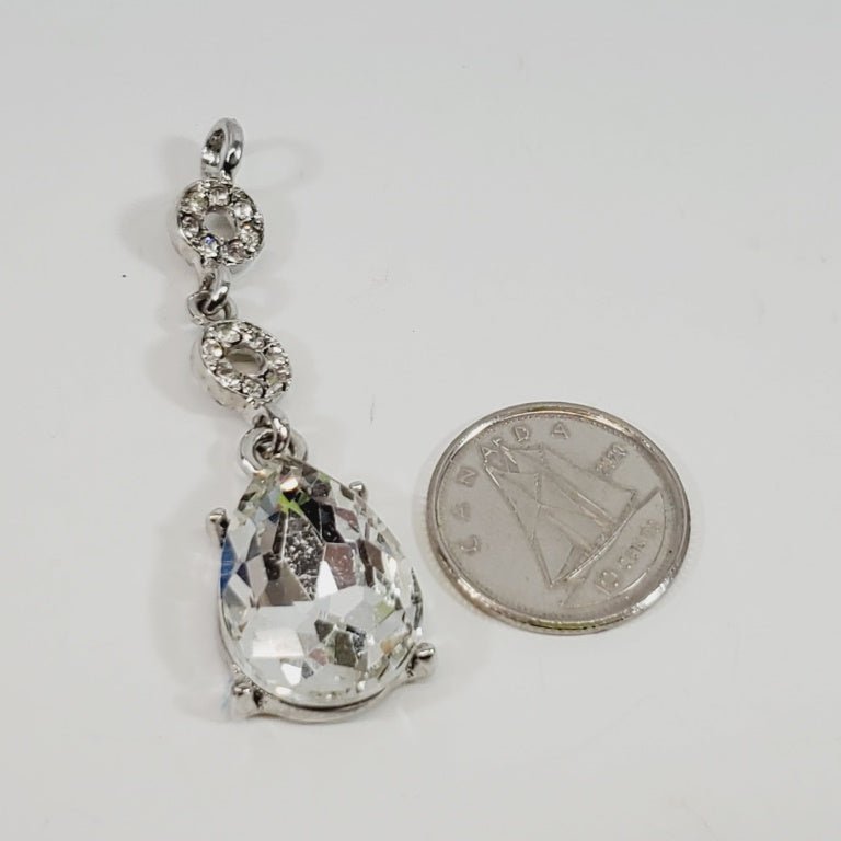 Vintage Tear - drop Shaped Pendant - Unique Collectibles