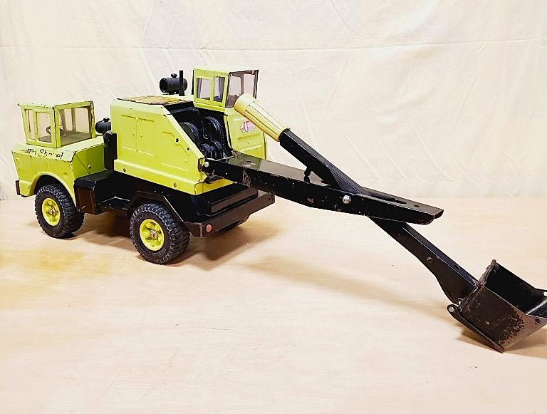 1967 Green Tonka Mighty Shovel 3930 Pressed Steel [50] - Unique Collectibles