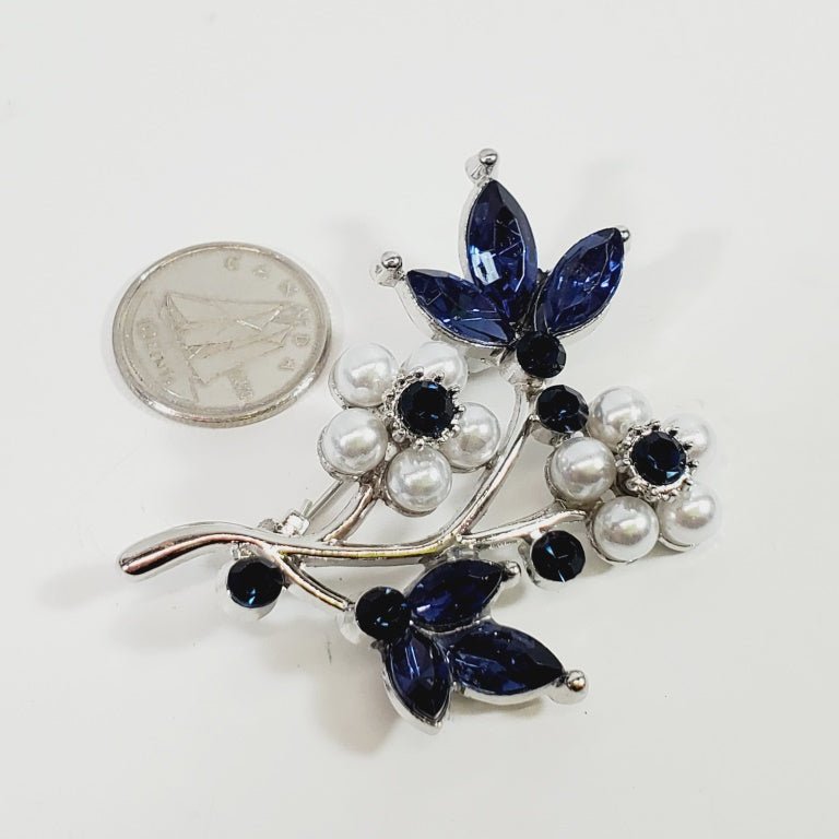Crystal Floral Brooch - Unique Collectibles