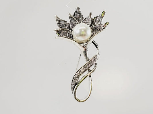 Faux Pearl Flower Brooch - Unique Collectibles