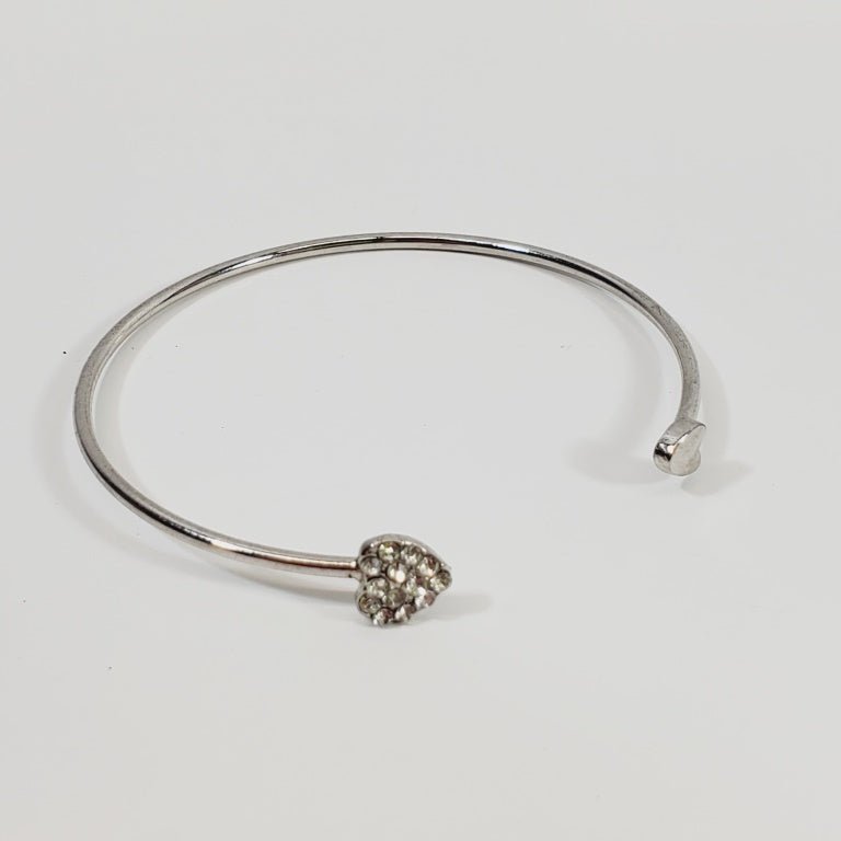 Bracelet with Crystal Heart - Unique Collectibles