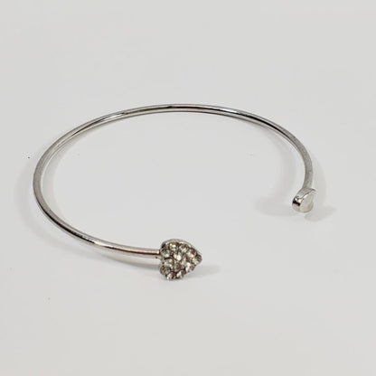 Bracelet with Crystal Heart - Unique Collectibles