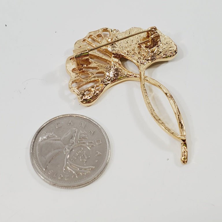 Crystal Flower Brooch - Unique Collectibles
