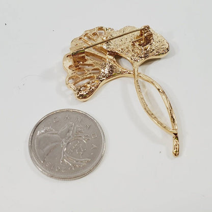 Crystal Flower Brooch - Unique Collectibles