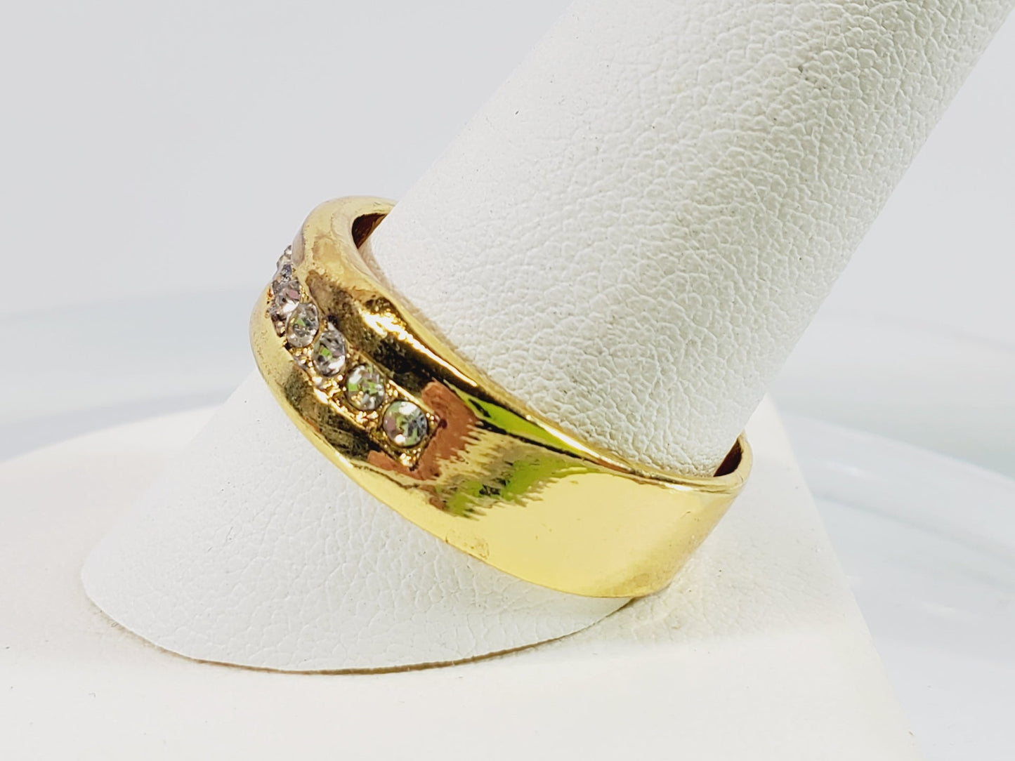Crystal Ring Size 11 - Unique Collectibles