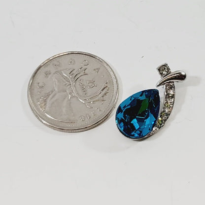 Ice Blue Crystal Pendant - Unique Collectibles