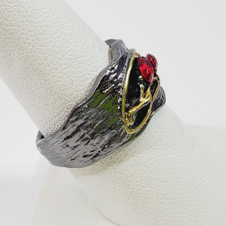 Gothic Style Ring Size 8 - Unique Collectibles