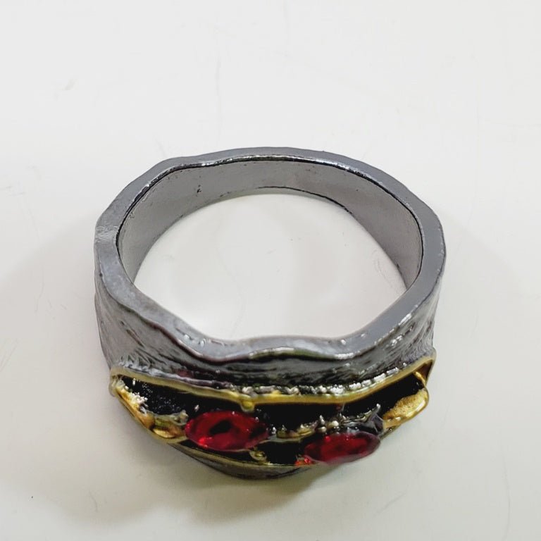 Gothic Style Ring Size 8 - Unique Collectibles