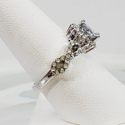 Crystal Ring Size 8 - Unique Collectibles