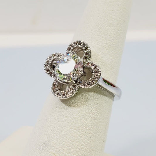 Crystal Ring Size 6 - Unique Collectibles