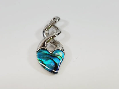 Heart Pendant - Unique Collectibles