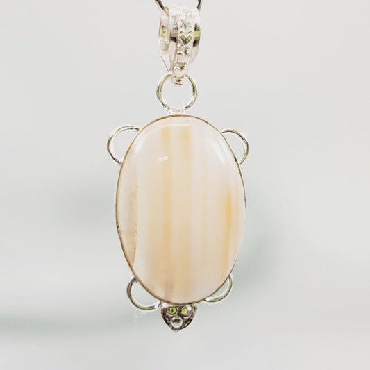 Banded Agate Pendant - Unique Collectibles