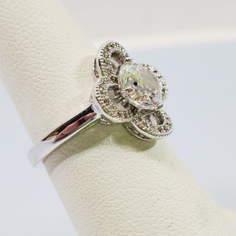 Crystal Ring Size 6 - Unique Collectibles