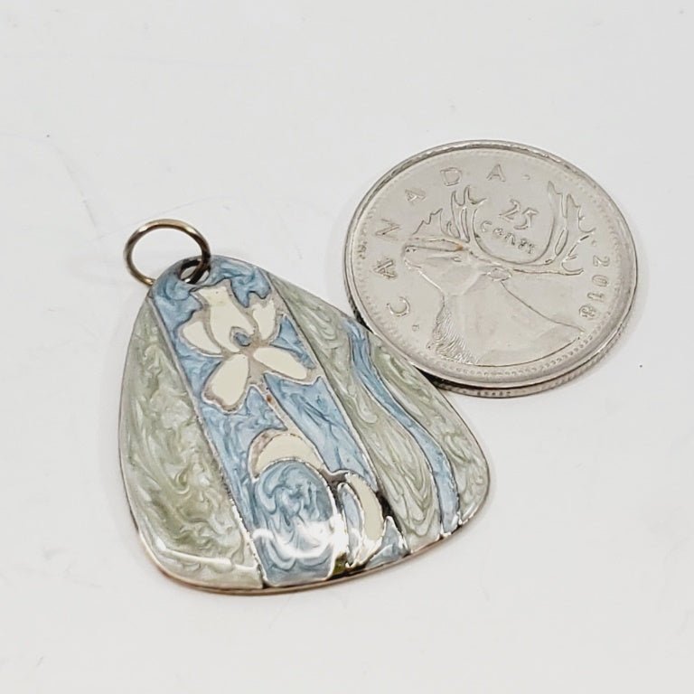 Vintage Enamel Pendant - Unique Collectibles