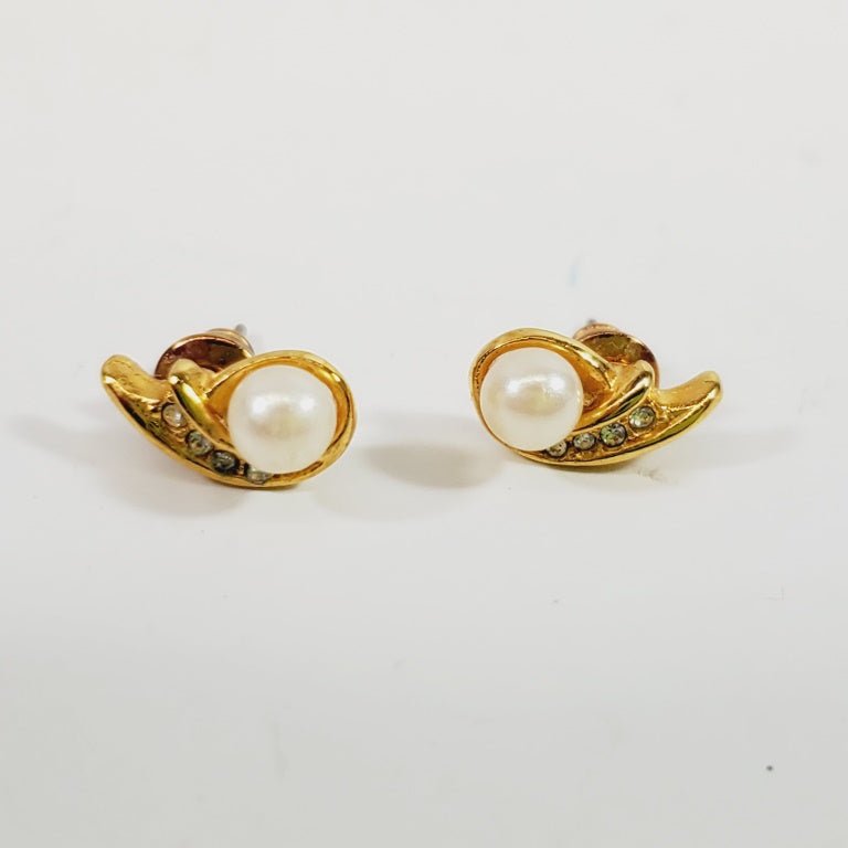 Vintage Pierced Earrings - Unique Collectibles
