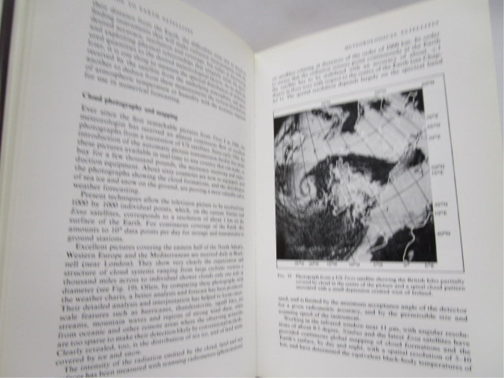A Guide to Earth Satellites 1971 Hardcover Book with Dust Jacket edited by David Fishlock. - Unique Collectibles