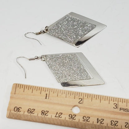 Dangly Earrings - Unique Collectibles