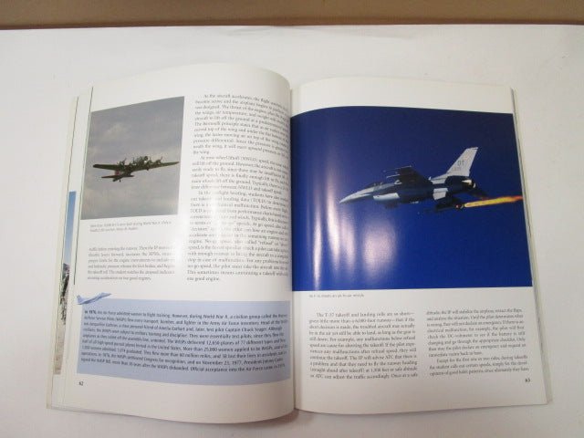 To Be a U.S Air Force Pilot Book 2004 by Henry Holden - Unique Collectibles
